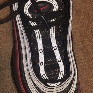 Nike air max red black  size 7new hardly worn